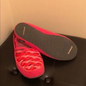 Patagonia Advocate Lattice Pink Shoes size 8